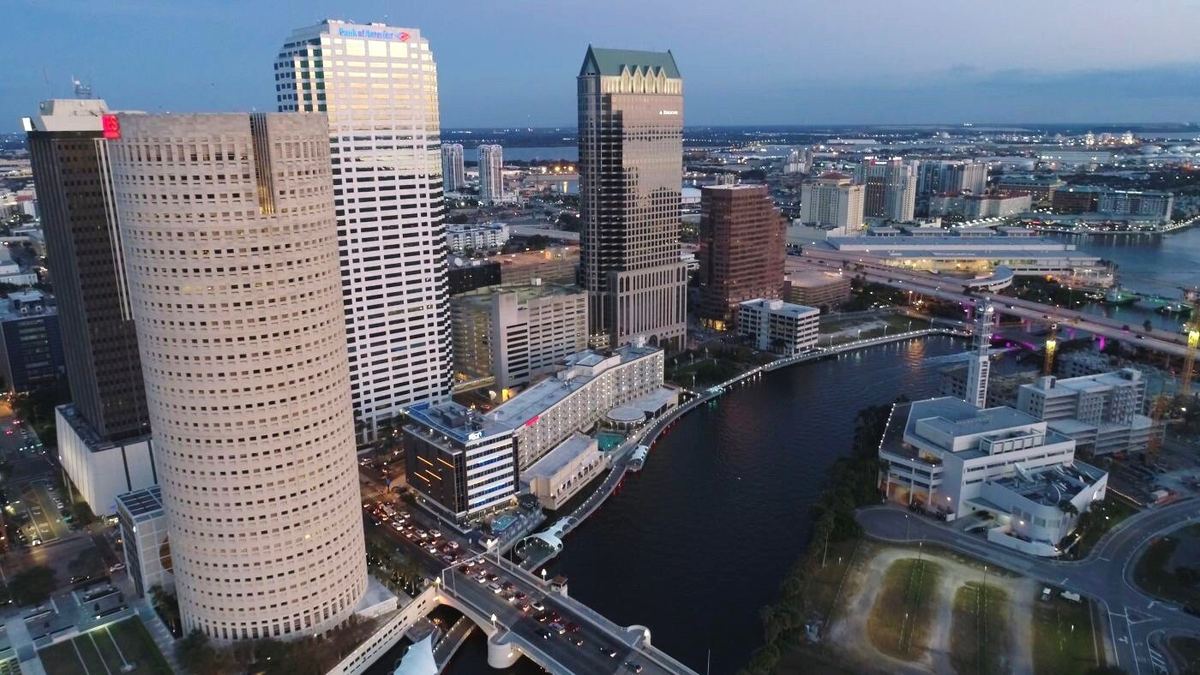 Downtown Tampa skyline and the Hillsborough River at dusk